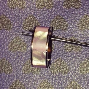 Band with beautiful pink mother of pearl